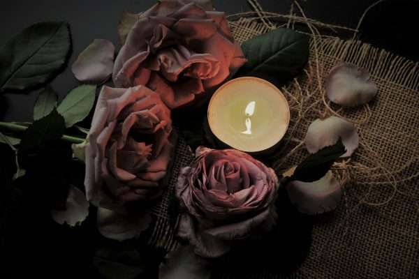 candle-4587034_1920